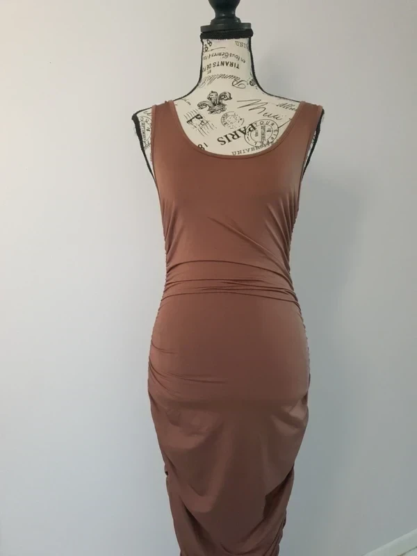 Vestido largo ajustado marrón fruncido SBetro – Talla S (36) – photo 2